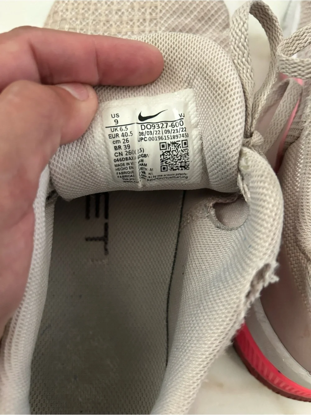 Nike Women's Light Taupe and Pink Training Sneakers